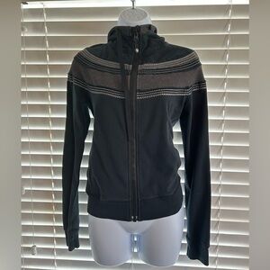 Rare Lululemon Scuba Jacket, size 8, good condition, RARE/old school